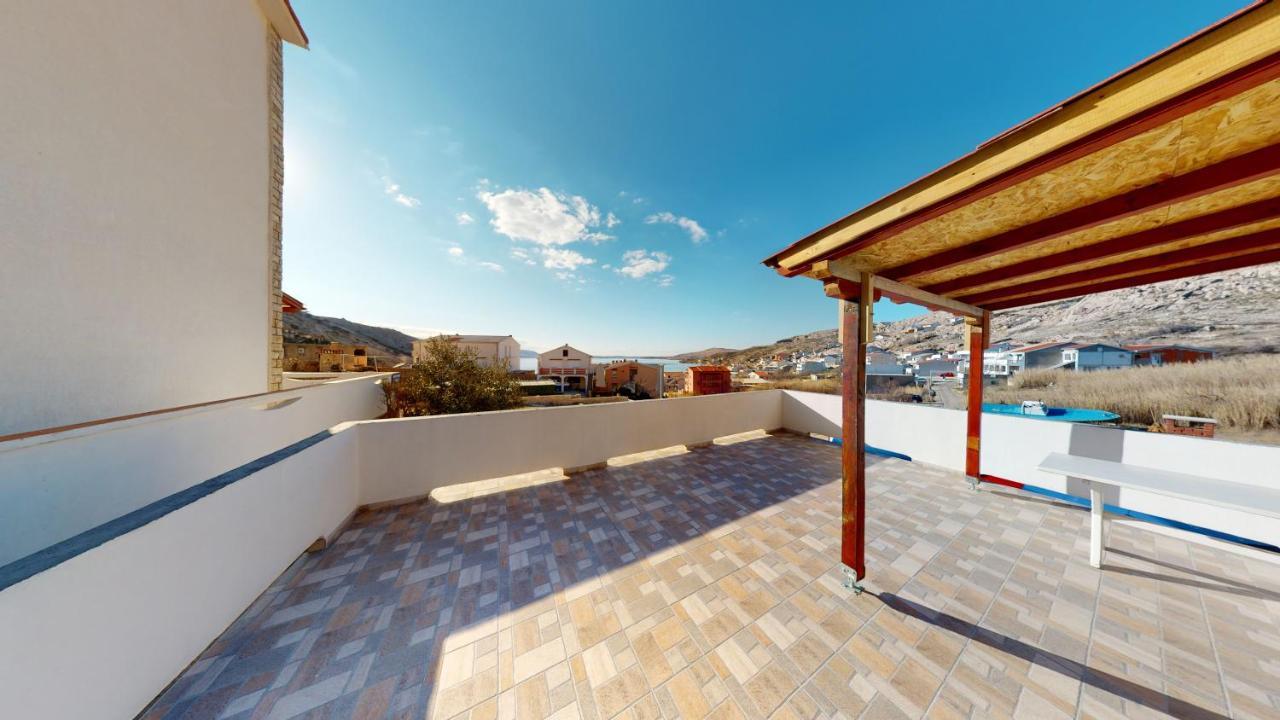 Apartments Riva Metajna Exteriér fotografie