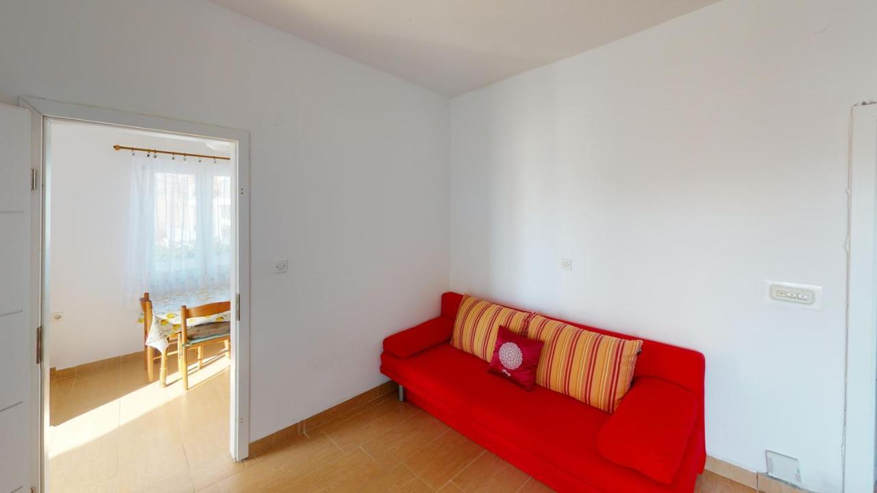 Apartments Riva Metajna Exteriér fotografie