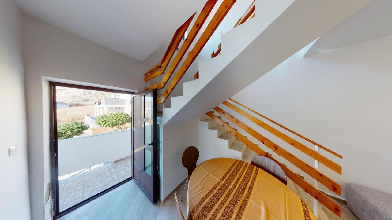 Apartments Riva Metajna Exteriér fotografie