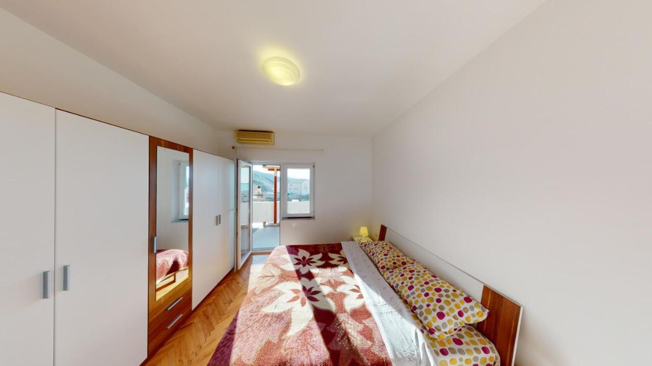 Apartments Riva Metajna Exteriér fotografie