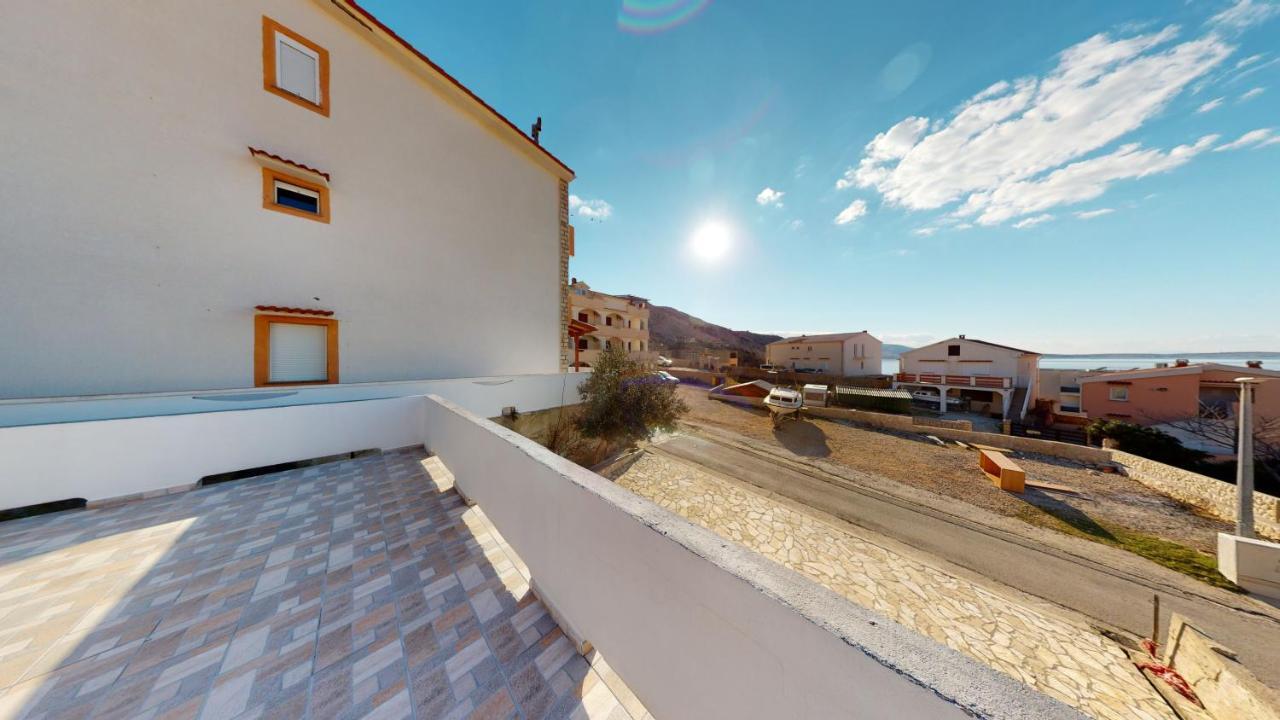 Apartments Riva Metajna Exteriér fotografie