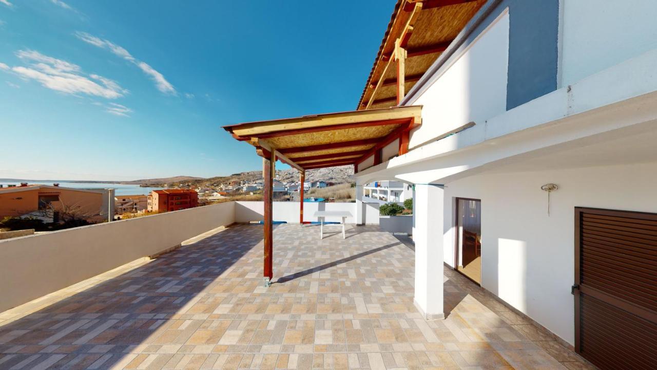 Apartments Riva Metajna Exteriér fotografie